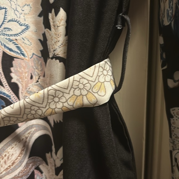 Modest Queens: Perfect for modest occasions at the mosque or temple. Maxi dress - Picture 2 of 5